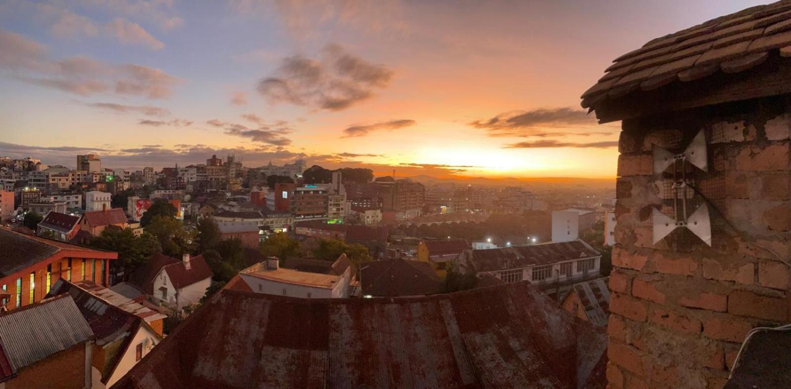 Le Karthala Chambres D'Hotes Antananarivo Ngoại thất bức ảnh