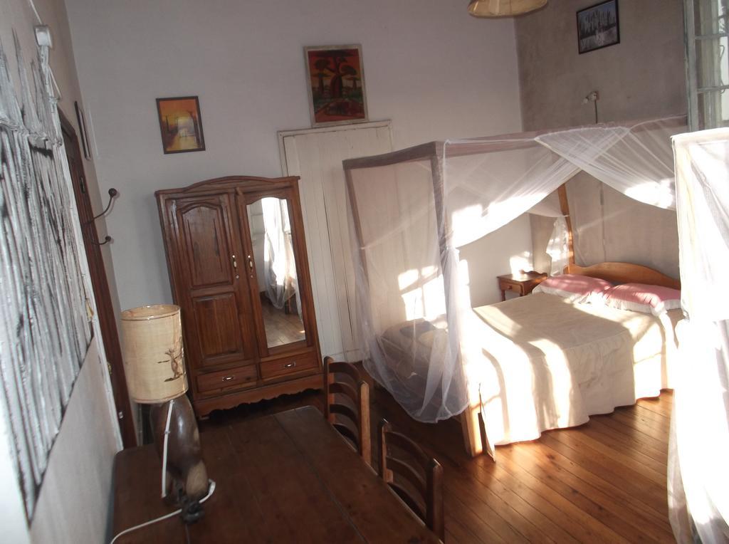 Le Karthala Chambres D'Hotes Antananarivo Phòng bức ảnh